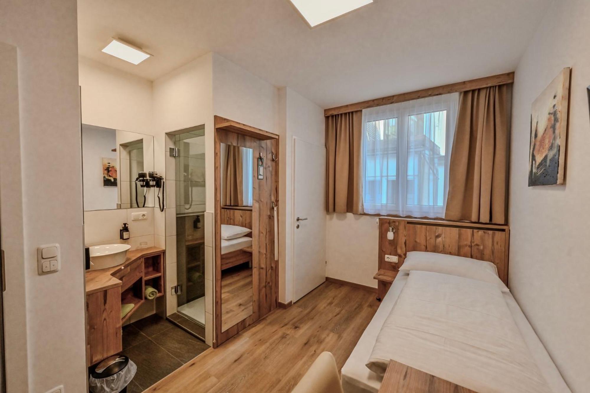 Hotel "City Rooms Wels" Exterior photo